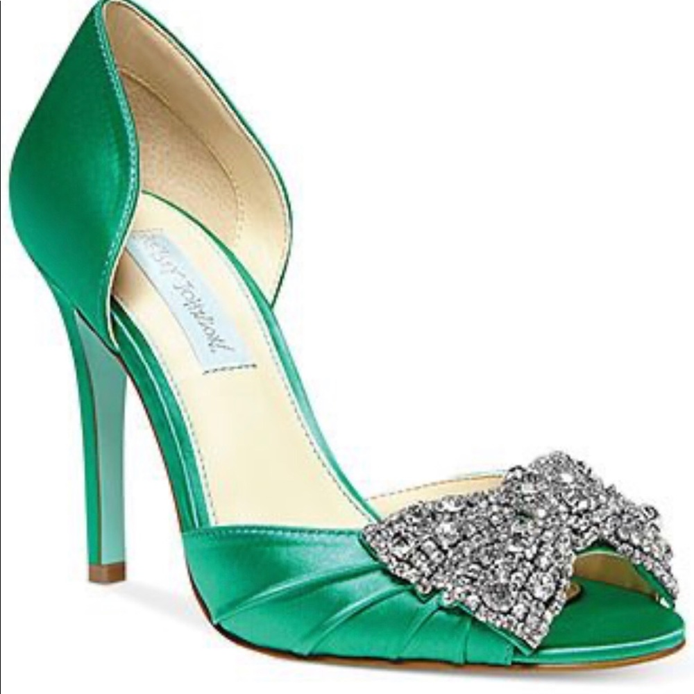 Betsy Johnson Green Esmeralda Heels